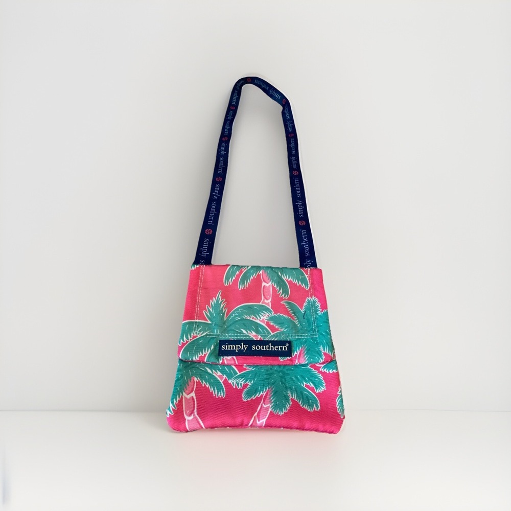 Simply‎ Southern Lanyard ID Passport Card Work Badge ID Holder Pink Palm Tree